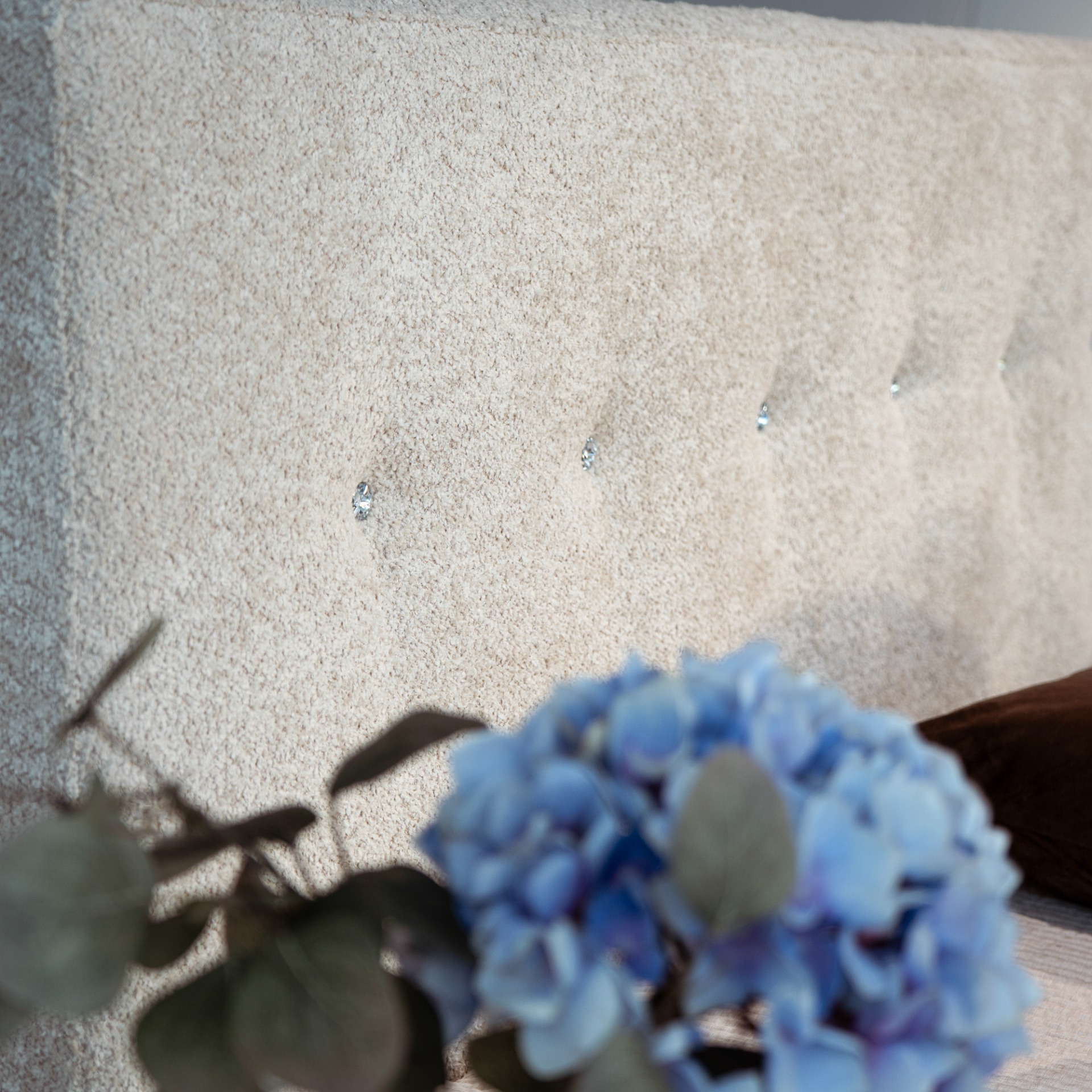 Yli 20 erinlaista päätymallia